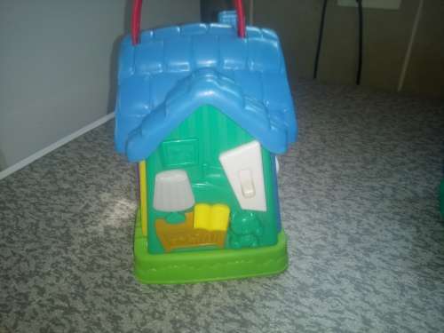 Melissa and Doug, LeapFrog & other educational toys for fine motor skills development